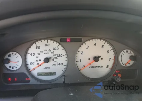 2000 Nissan Sentra Se z USA, uszkodzony, nr VIN 3N1BB51D9YL105140